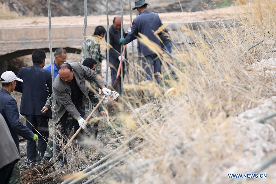 CHINA-GANSU-EARTH DAY-TREE PLANTING (CN) 