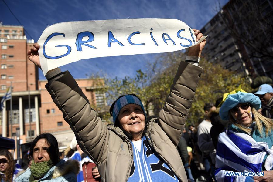 (SP)URUGUAY-MONTEVIDEO-WORLD CUP-FANS