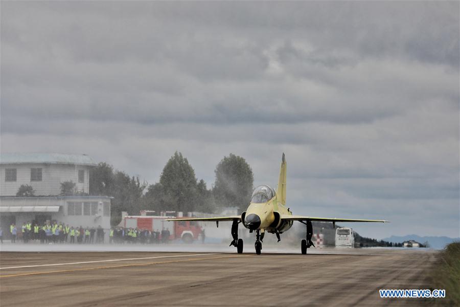 CHINA-GUIZHOU-FTC-2000G-MAIDEN FLIGHT (CN)