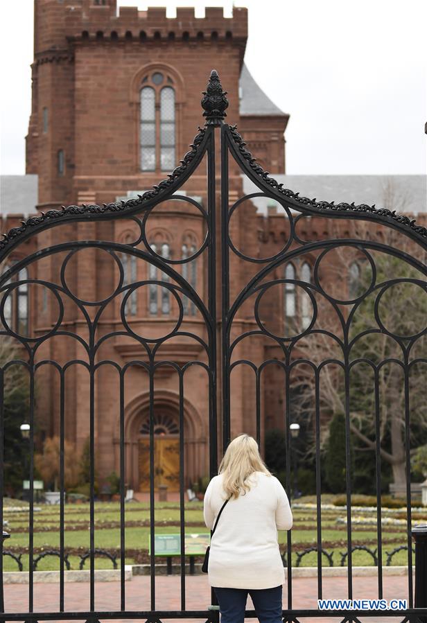 U.S.-WASHINGTON D.C.-GOV'T SHUTDOWN-SMITHSONIAN MUSEUMS-NATIONAL ZOO-CLOSURE