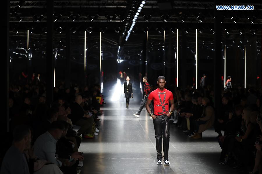 ITALY-MILAN-MEN'S FASHION WEEK-VERSACE