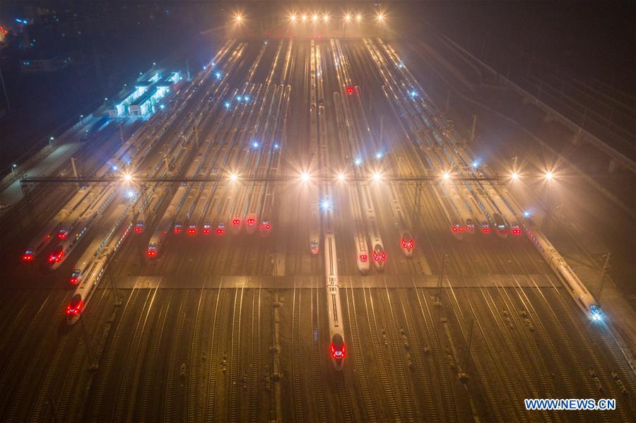 CHINA-NANJING-HIGH-SPEED TRAIN-SPRING FESTIVAL-PREPARATION (CN)