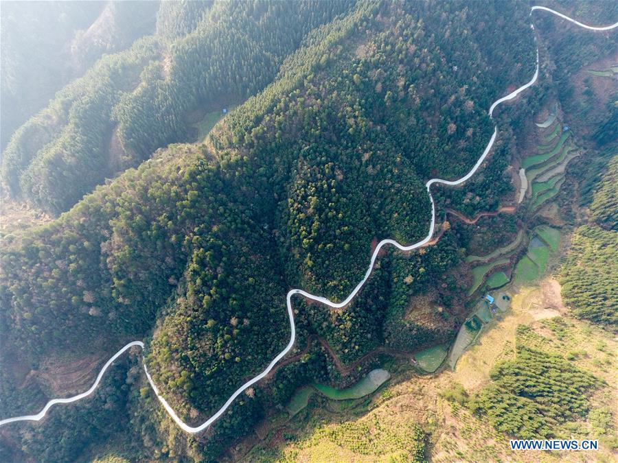 #CHINA-GUIZHOU-CONCRETE ROADS (CN)