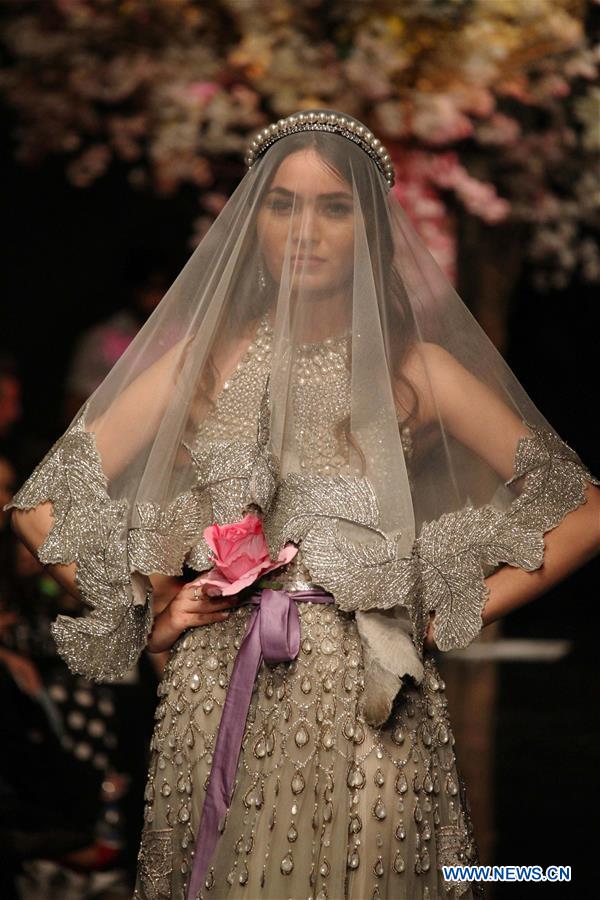 PAKISTAN-KARACHI-FASHION WEEK