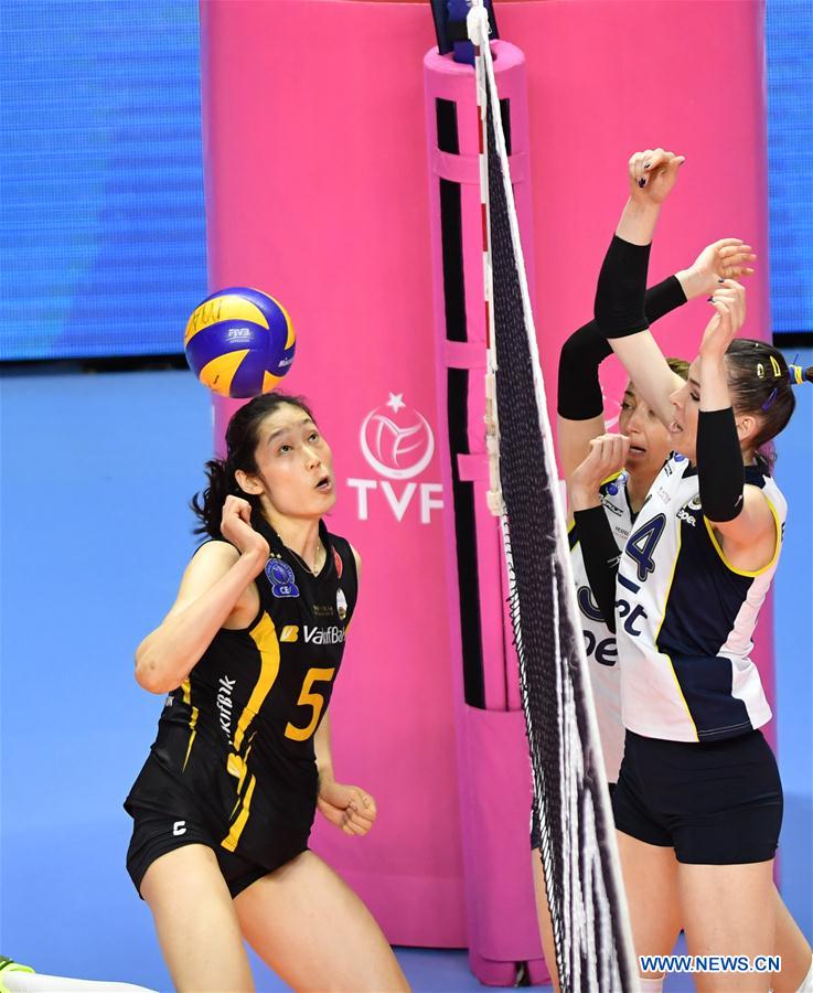 (SP)TURKEY-ISTANBUL-VOLLEYBALL-TURKISH WOMEN LEAGUE-VAKIFBANK VS FENERBAHCE