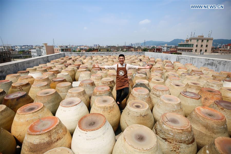 XINHUA PHOTOS OF THE DAY