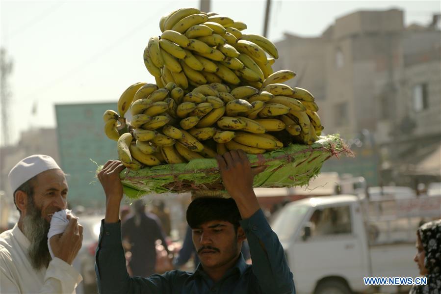 PAKISTAN-ISLAMABAD-RAMADAN-MARKET