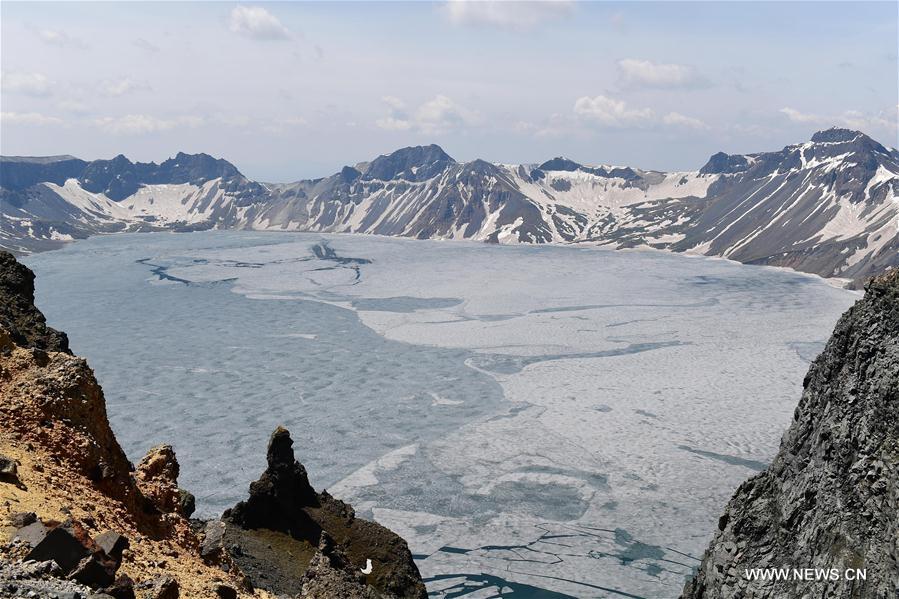 CHINA-JILIN-CHANGBAI MOUNTAIN-TOURISM(CN)