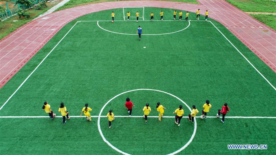 CHINA-YUNNAN-DEHONG-JINGPO-PRIMARY SCHOOL (CN)