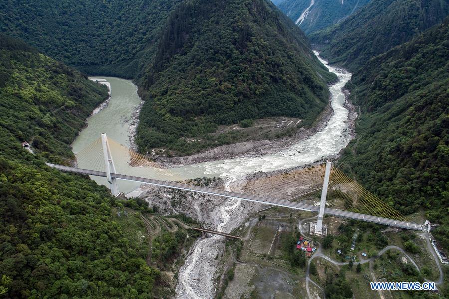 CHINA-SICHUAN-TIBET-HIGHWAY-BRIDGES(CN)