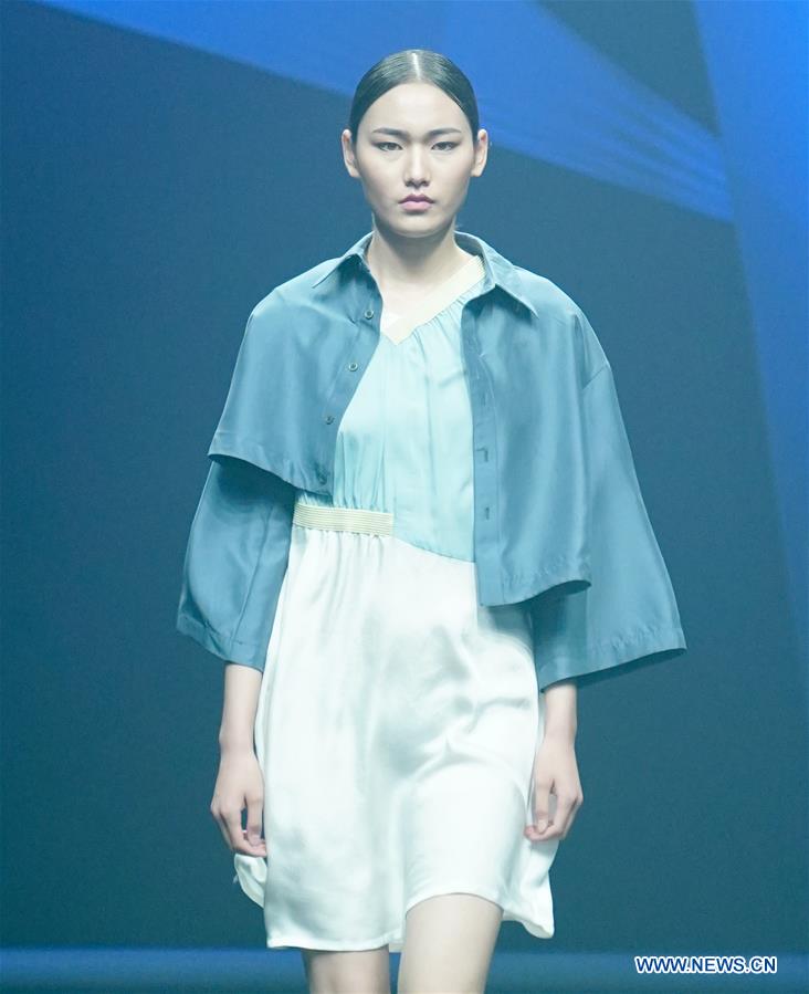 CHINA-BEIJING-FASHION WEEK (CN)