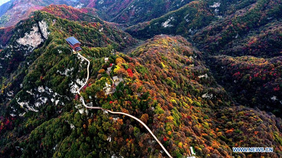 CHINA-SHAANXI-HUAZHOU-SHAOHUA MOUNTAIN-AUTUMN (CN)