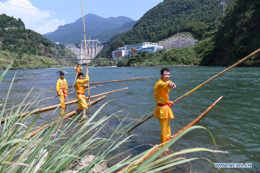 CHINA-FUJIAN-NINGDE-SINGLE BAMBOO DRIFTING (CN)