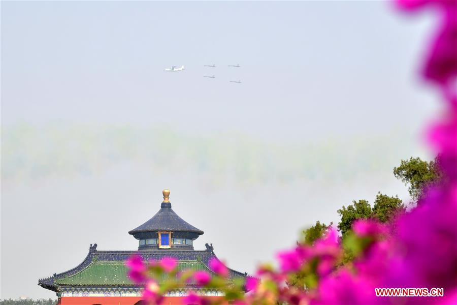 (PRC70Years)CHINA-BEIJING-NATIONAL DAY-CELEBRATIONS (CN)