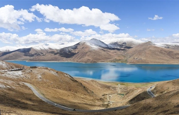 Scenery of Yamzbog Yumco Lake in China's Tibet