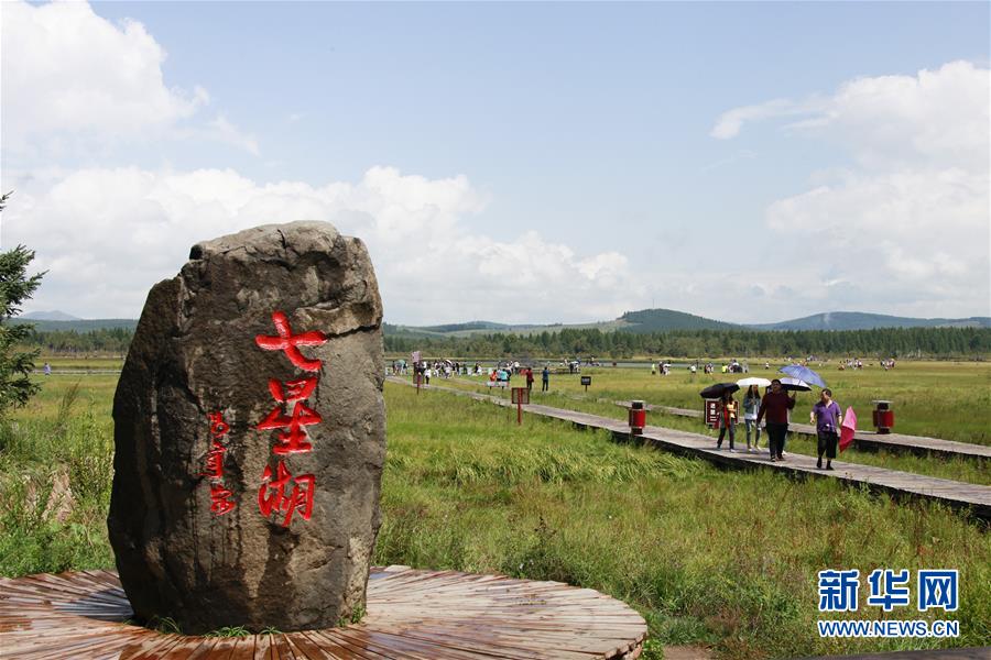 （新華全媒頭條·圖文互動(dòng)）（1）那一抹綠色，走進(jìn)越來(lái)越多人心里——河北塞罕壩續(xù)寫(xiě)新時(shí)代綠色傳奇