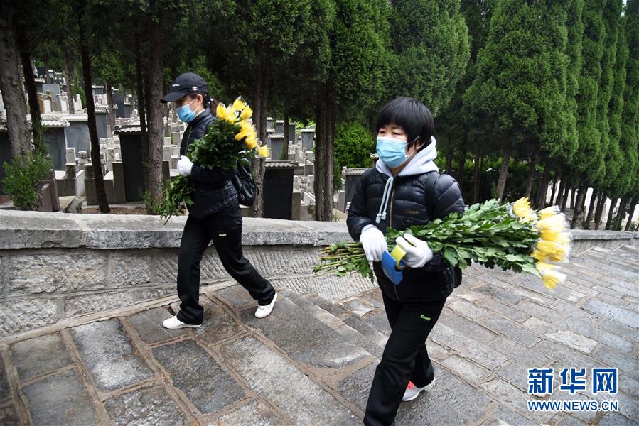 （社會(huì)）（3）清明代祭寄哀思