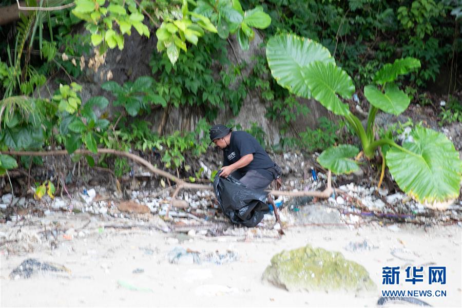 （國際·圖文互動）（1）讓我們的海灘更清潔美麗——一名泰國海灘清理志愿者的心聲